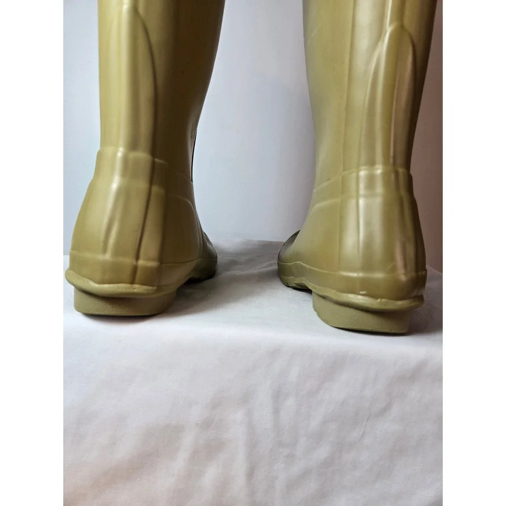 Hunter Original Tall Rain Boots Olive Green Matte Waterproof Wellington Womens 6